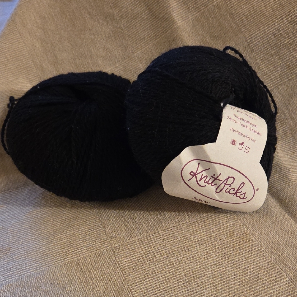 Knit Picks Palette Black Yarn
